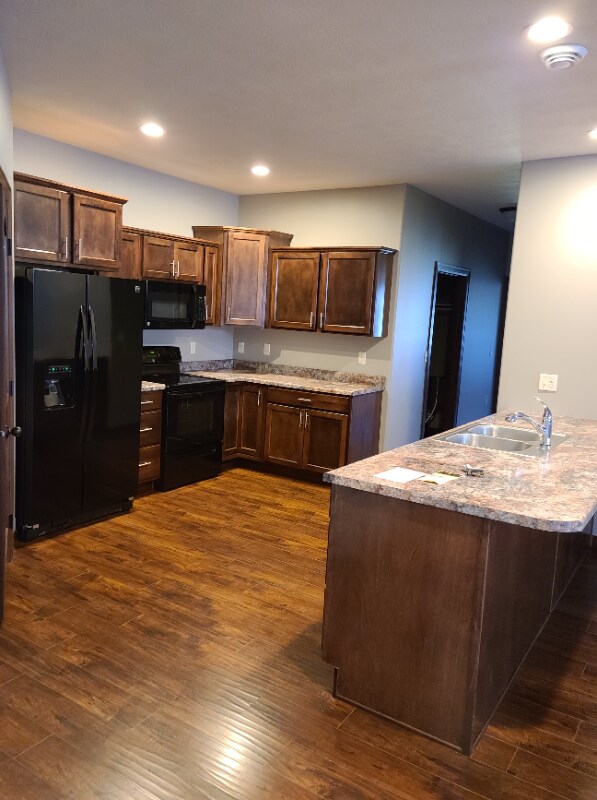 Foto del edificio - 6413 S Keller Cir