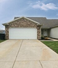 Building Photo - 2020 Bridgewater Cir
