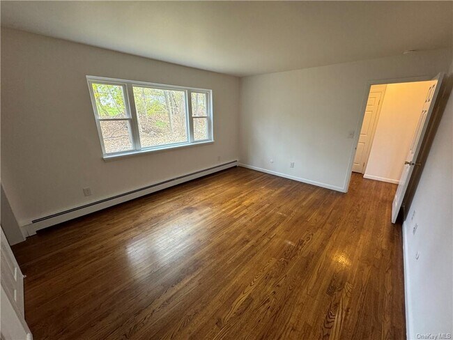 Building Photo - 1A Orchard Hill Cir