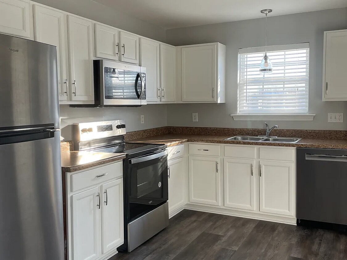 Primary Photo - 2133 Welsh Dr