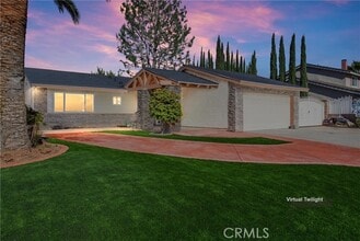 Building Photo - 1457 Paloma Ave