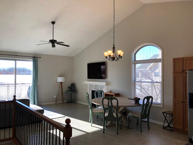 Living Room - 3903 Sierra Hts
