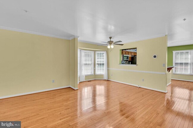 Building Photo - 9354 Sombersby Ct