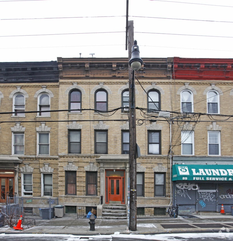 Building Photo - 87 Wyckoff Ave