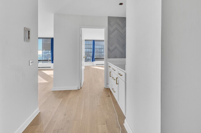 Foto del edificio - 5445 N Sheridan Rd