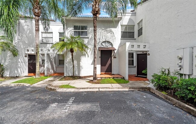 Foto del edificio - 4743 NW 97th Ct