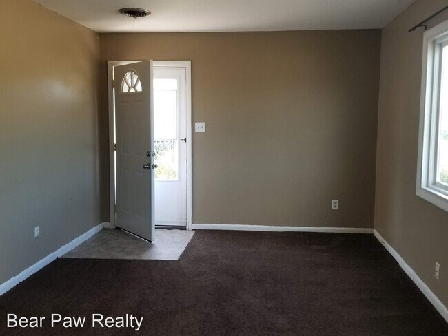 Building Photo - 3 br, 1 bath House - 3535 Pierce Ave