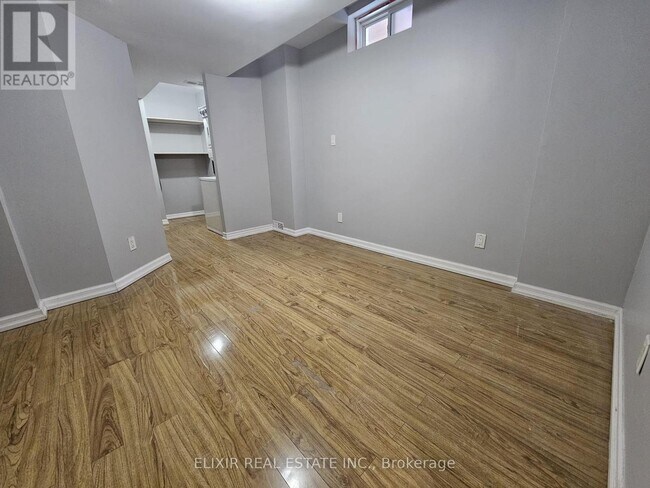 Building Photo - 4 Lonestar Crescent