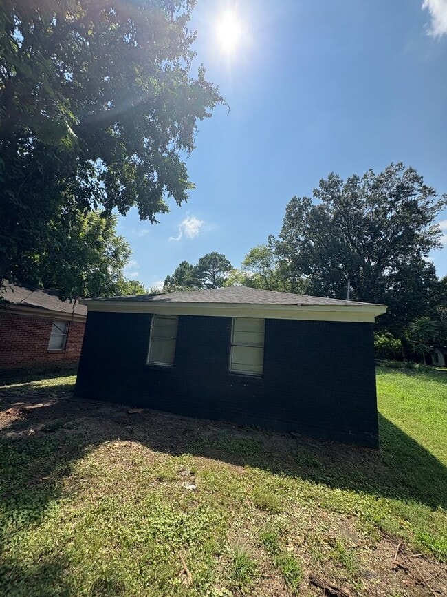 1344-1346 Hyde Pk Blvd - 1344-1346 Hyde Pk Blvd Apartment