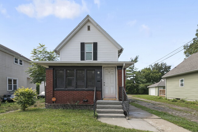 Building Photo - 315 S West St