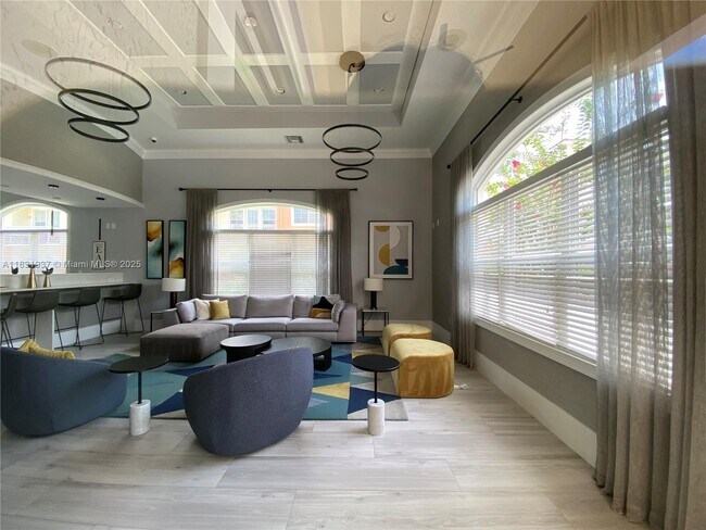 Foto del edificio - 9825 Baywinds Blvd