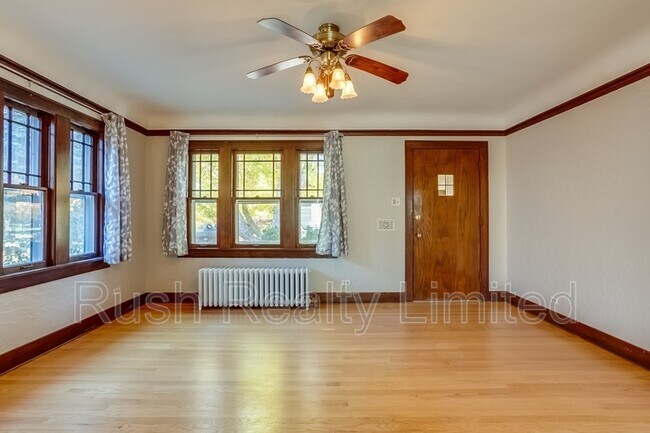 Photo - 820 S Gaylord St House