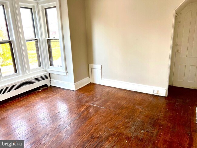 Foto del edificio - 115 N 3rd St