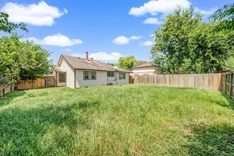 Building Photo - 3111 Overcross Dr
