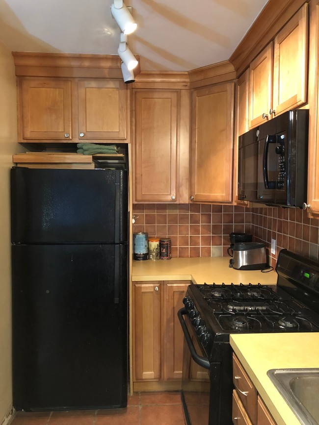 Remodeled Kitchen - 1330 New Hampshire Ave NW
