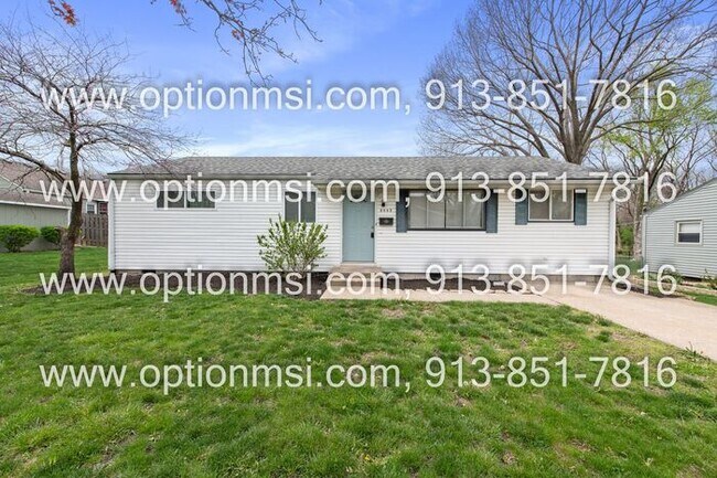 Foto del edificio - Ranch home available NOW!