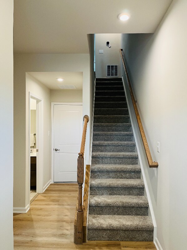 Foto del edificio - 4944 Dunhaven Dr