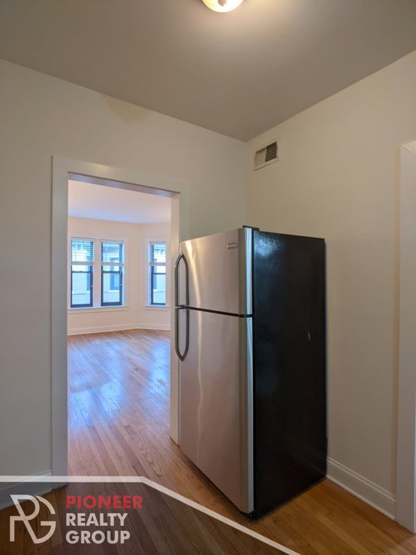 Foto del edificio - 4034 N Ashland Ave