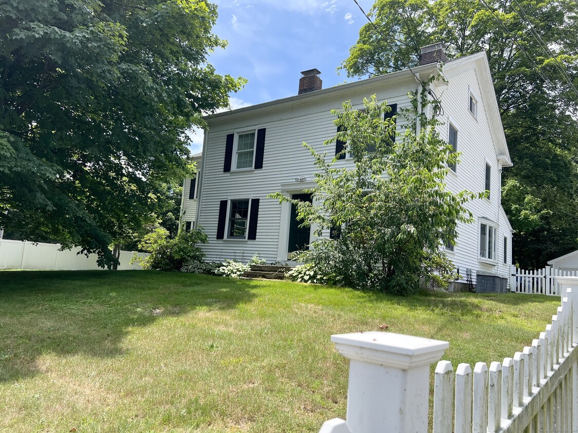 Primary Photo - 31 Church St