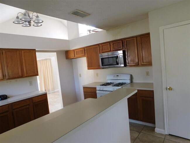 Foto del edificio - 2206 Laurel Land Ln
