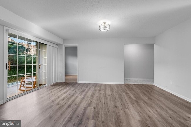 Building Photo - 110 Prosperity Ave SE