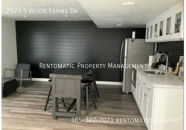 Building Photo - 7523 Wood Farms Dr