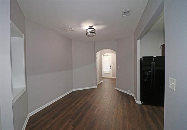 Foto del edificio - 3345 Marla Blvd NW