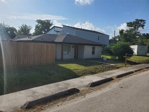 Building Photo - 5310 Randon Rd