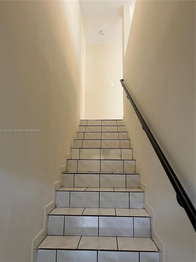 Foto del edificio - 1419 SW 22nd Ave