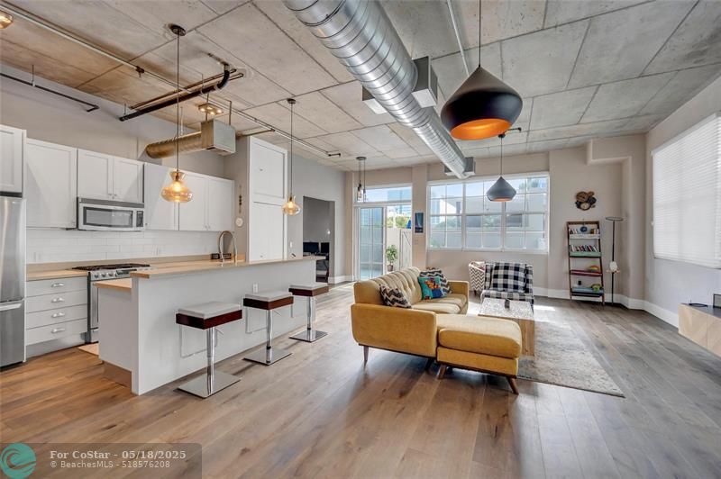 Foto principal - 410 NW 1st Ave