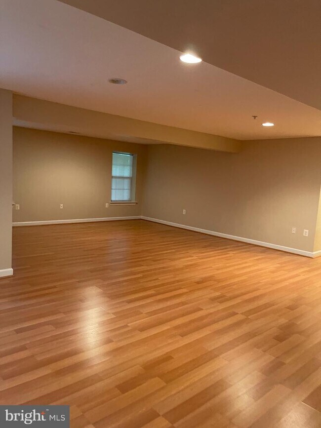 Building Photo - 13700 Pine Needle Ct