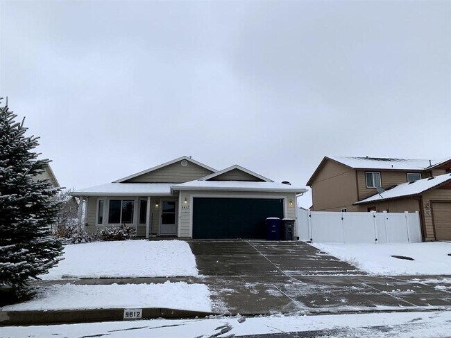 Foto del edificio - 9612 Spencer Ct