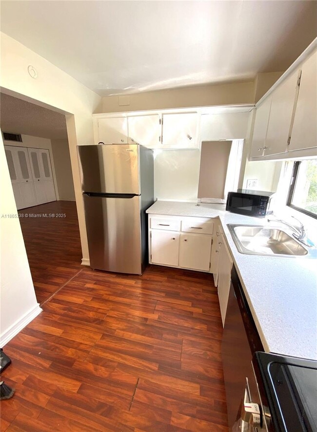 Photo - 1 bedroom in Sunny Isles Beach FL 33160 Apartment