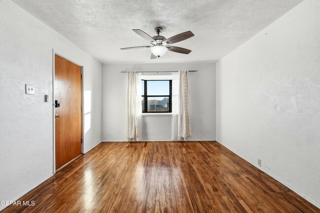 Building Photo - 3723 Memphis Ave