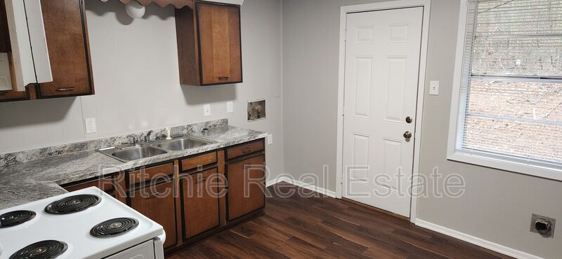 Foto principal - 429 Forest St