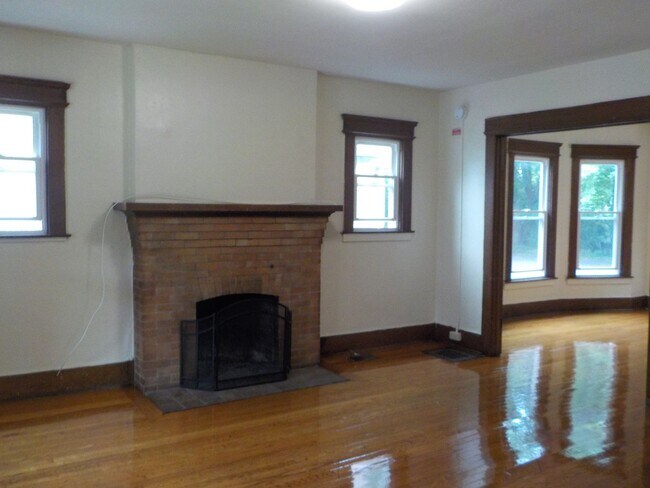 Photo - 969 Lancaster Ave Apartment