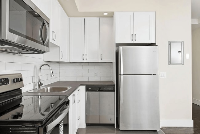 Building Photo - Wellington