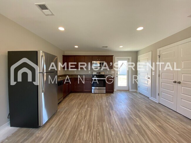 Building Photo - DEPOSIT PENDING!!! Gorgeous Home for Rent ...