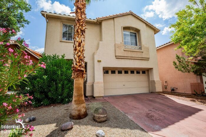 Primary Photo - Lovely 3Bdm 2.5Ba Two-Story Home in the He...