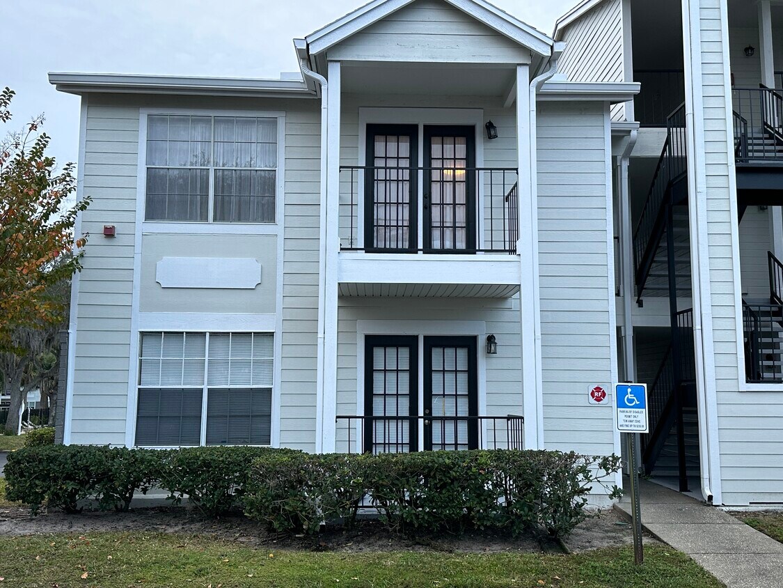 2550 N Alafaya Trl Unit 4206, Orlando, FL 32826 Condo for Rent in