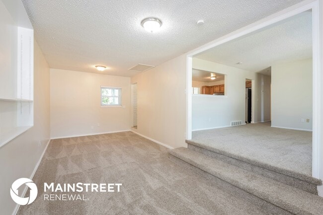 Building Photo - 1659 Cottonwood St