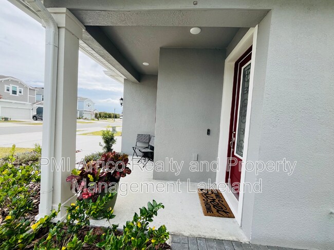 Building Photo - 6264 Great Bear Dr