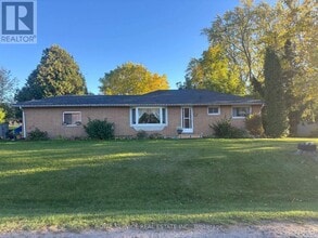 Building Photo - 50 Streamside Dr