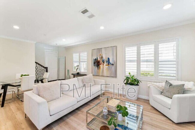 Building Photo - 21713 Bene Dr