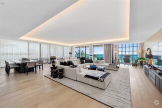 Building Photo - 8955 Collins Ave