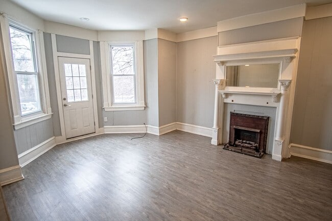 Photo - 3864 W Girard Ave Apartment