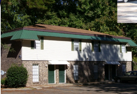 Primary Photo - Azalea Apartments