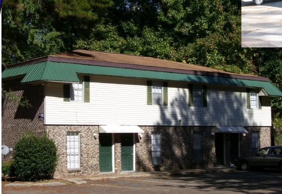 Building Photo - Azalea Apartments
