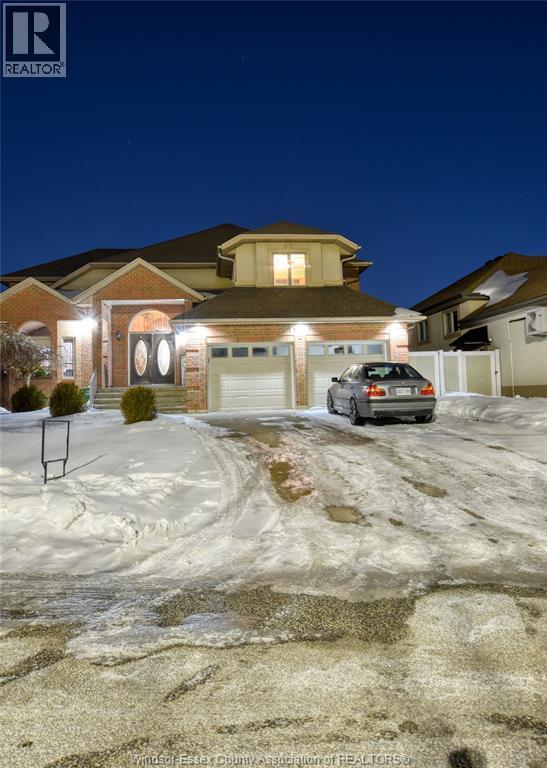 Building Photo - 135 WINCLARE Dr