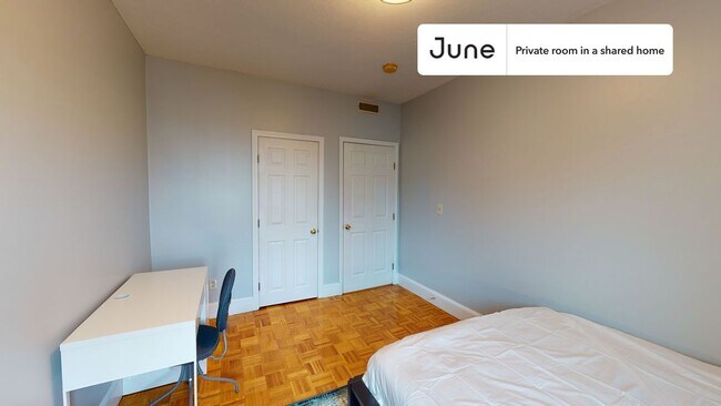 Foto del edificio - Room in Shared 4 bed/2 bath home